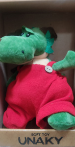 Мягкая игрушка в средней подарочной коробке Дракон Каллисто средний 15/21 см, в красном комбинезоне,