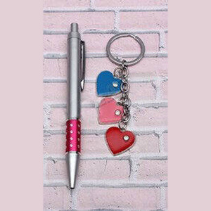 Набор подарочный 2 в 1 /Самой модной/ (ручка, брелок в ассортименте) ПН-2562