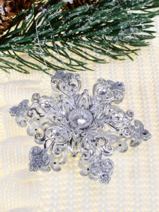 Новогоднее подвесное украшение Винтажная снежинка 12,5 см НУ-5105